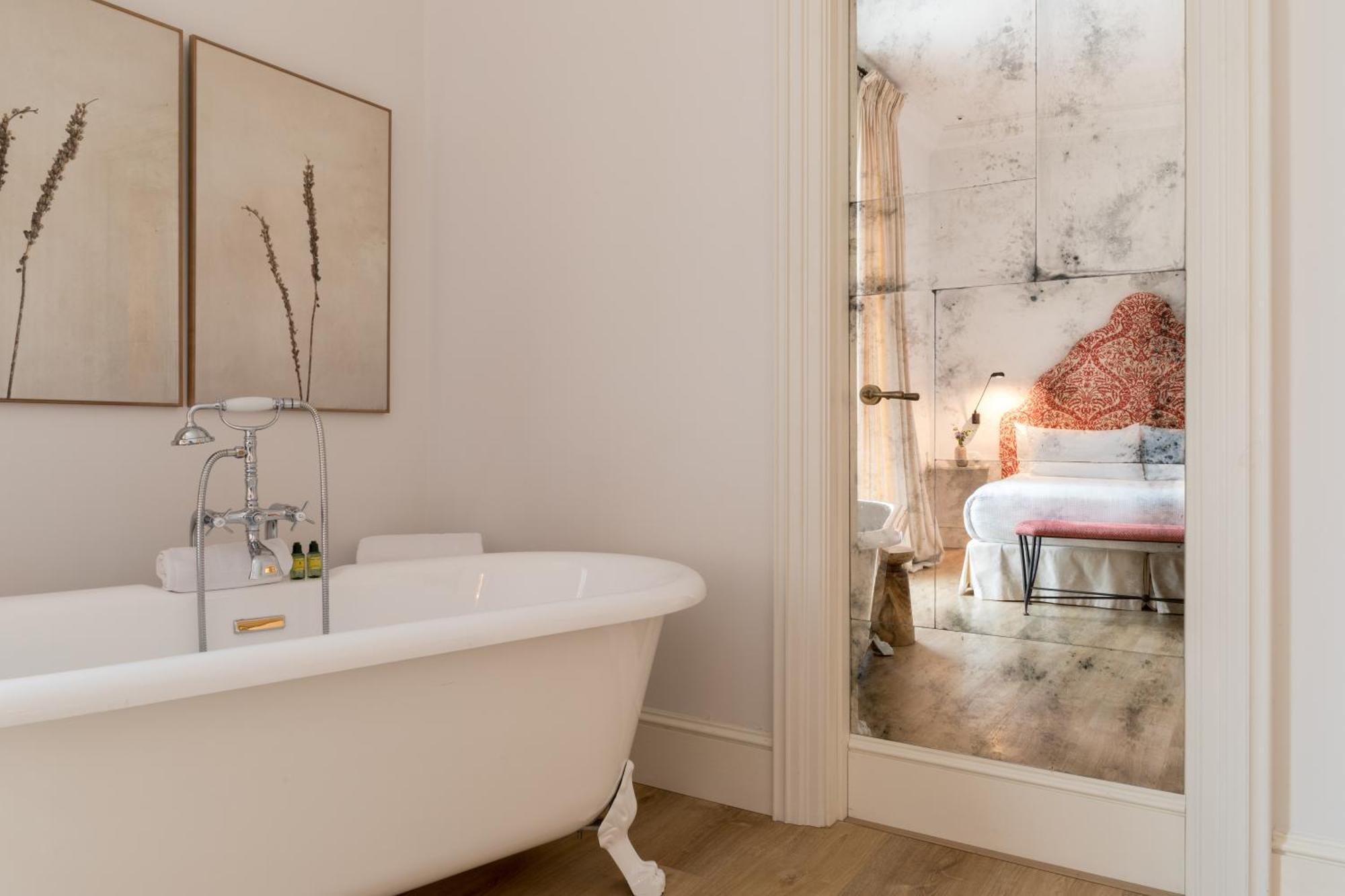 Hotel Tayko Sevilla Ngoại thất bức ảnh