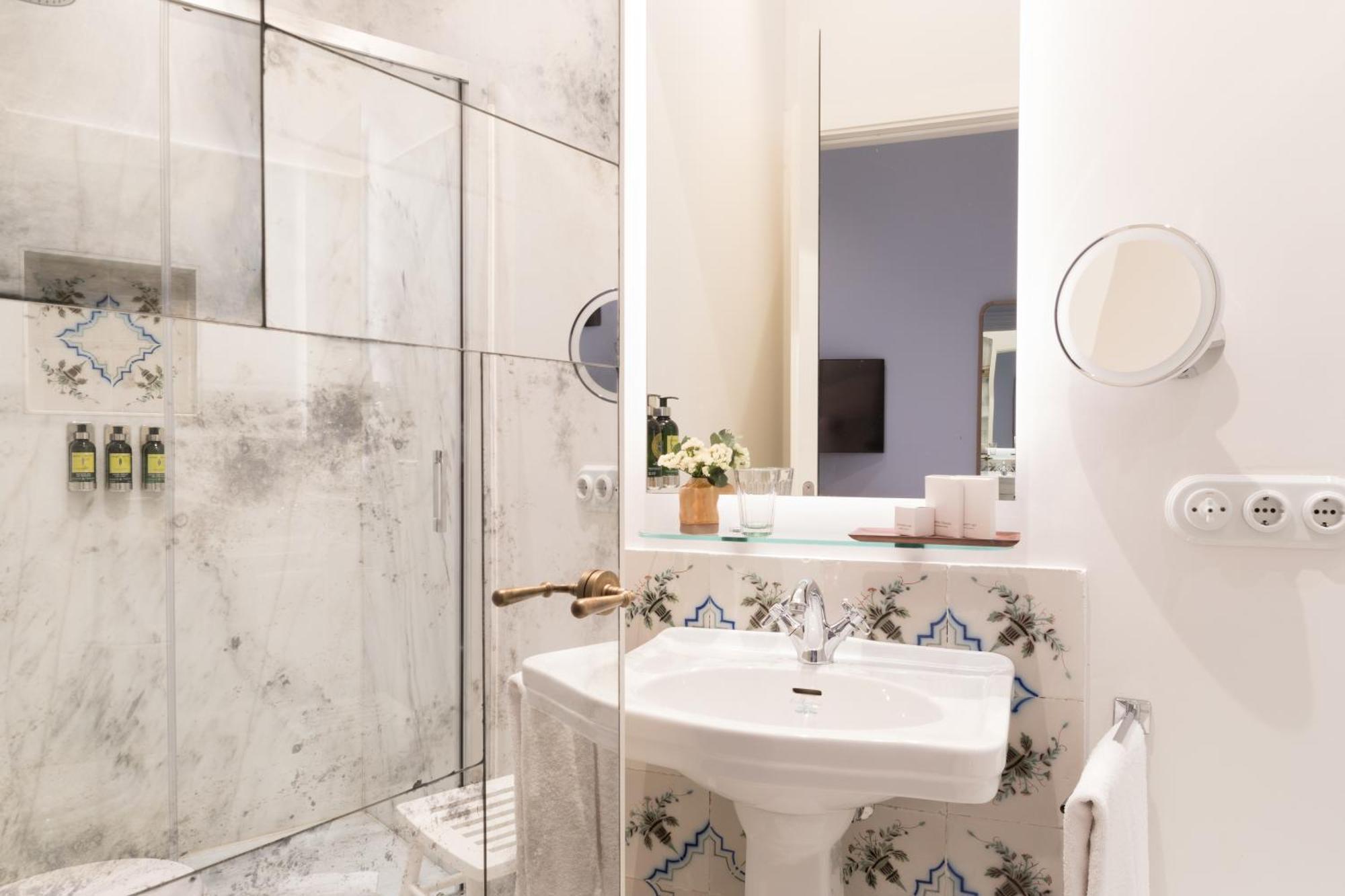 Hotel Tayko Sevilla Ngoại thất bức ảnh