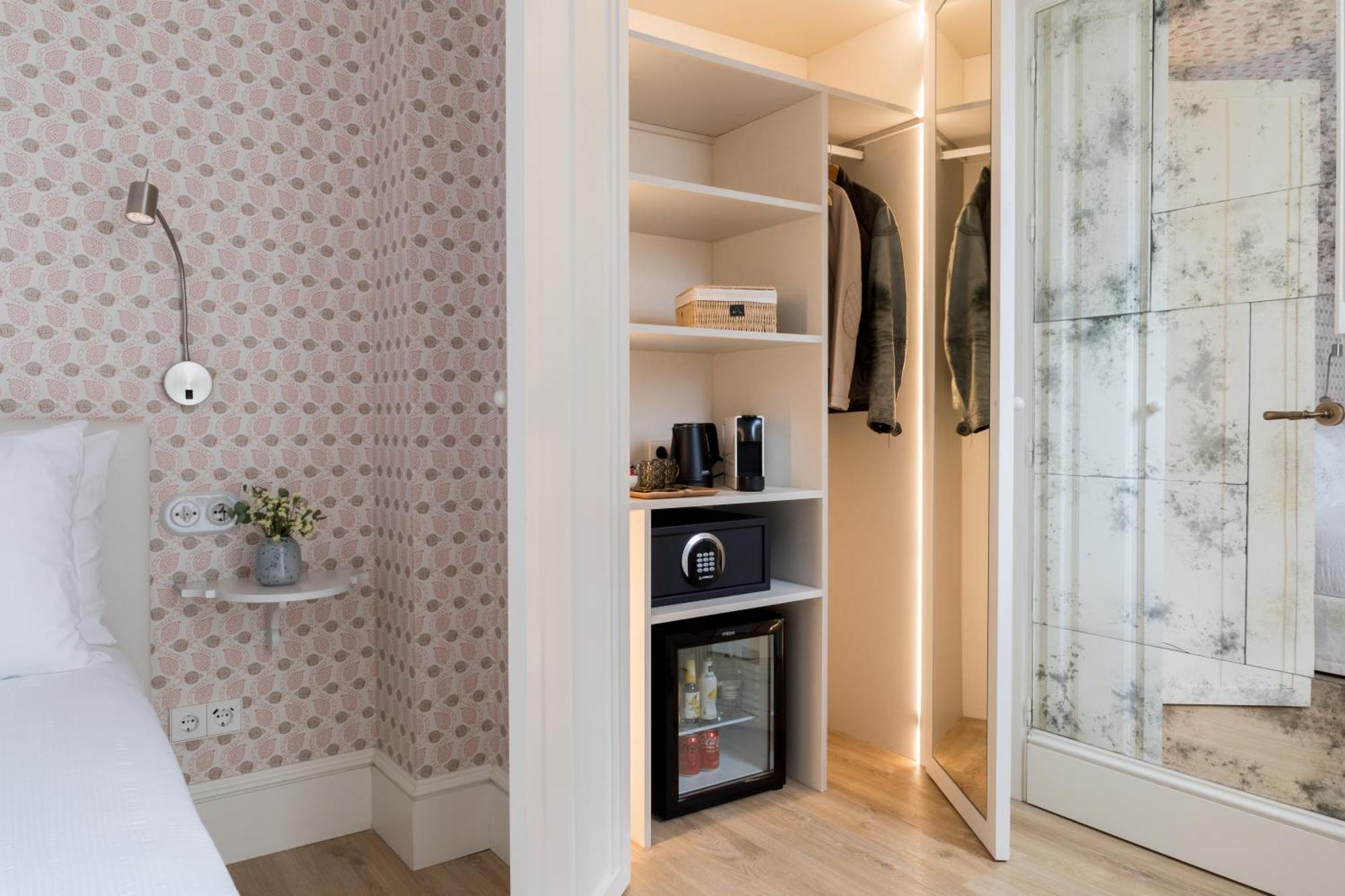 Hotel Tayko Sevilla Ngoại thất bức ảnh