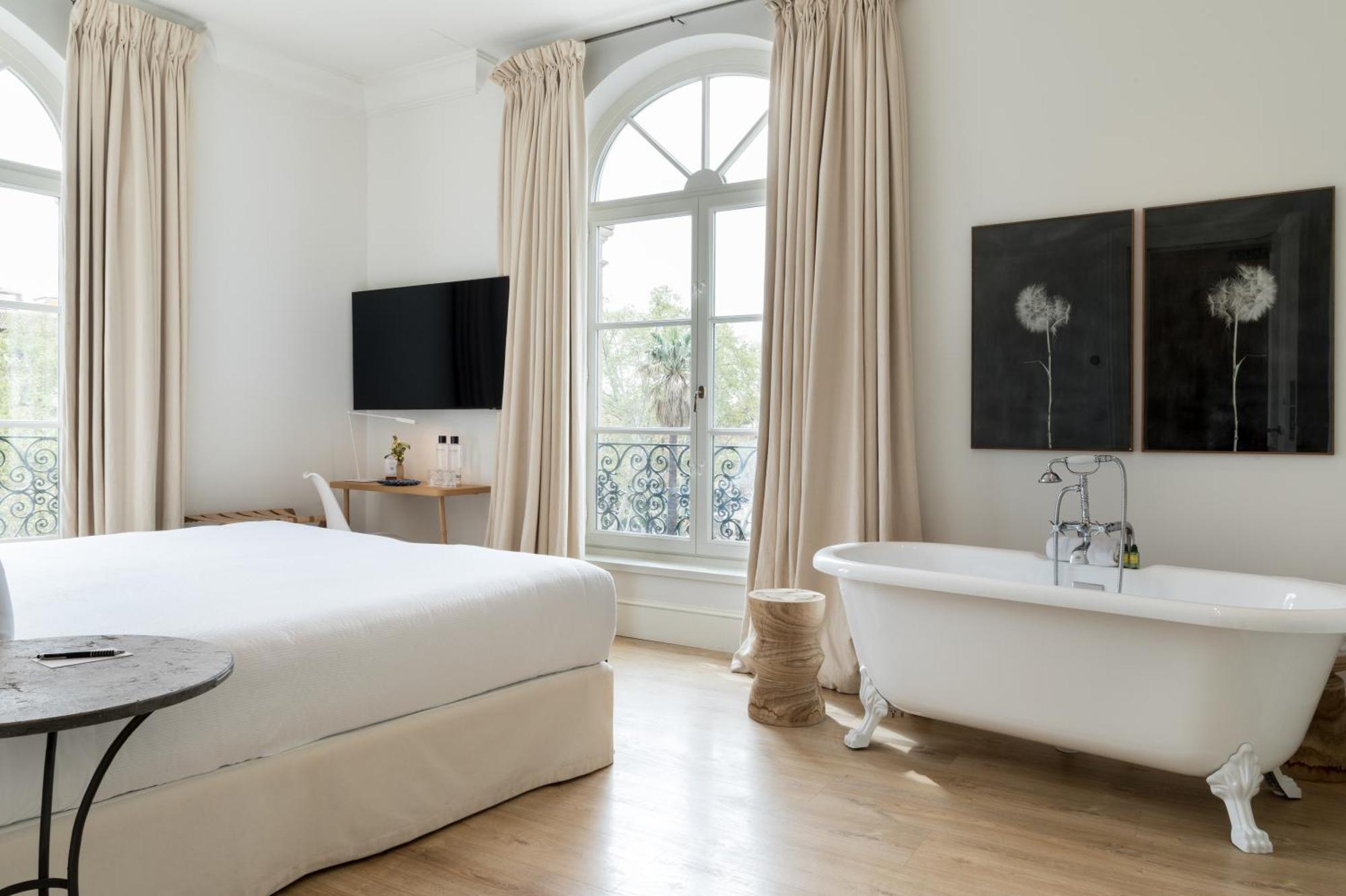 Hotel Tayko Sevilla Ngoại thất bức ảnh